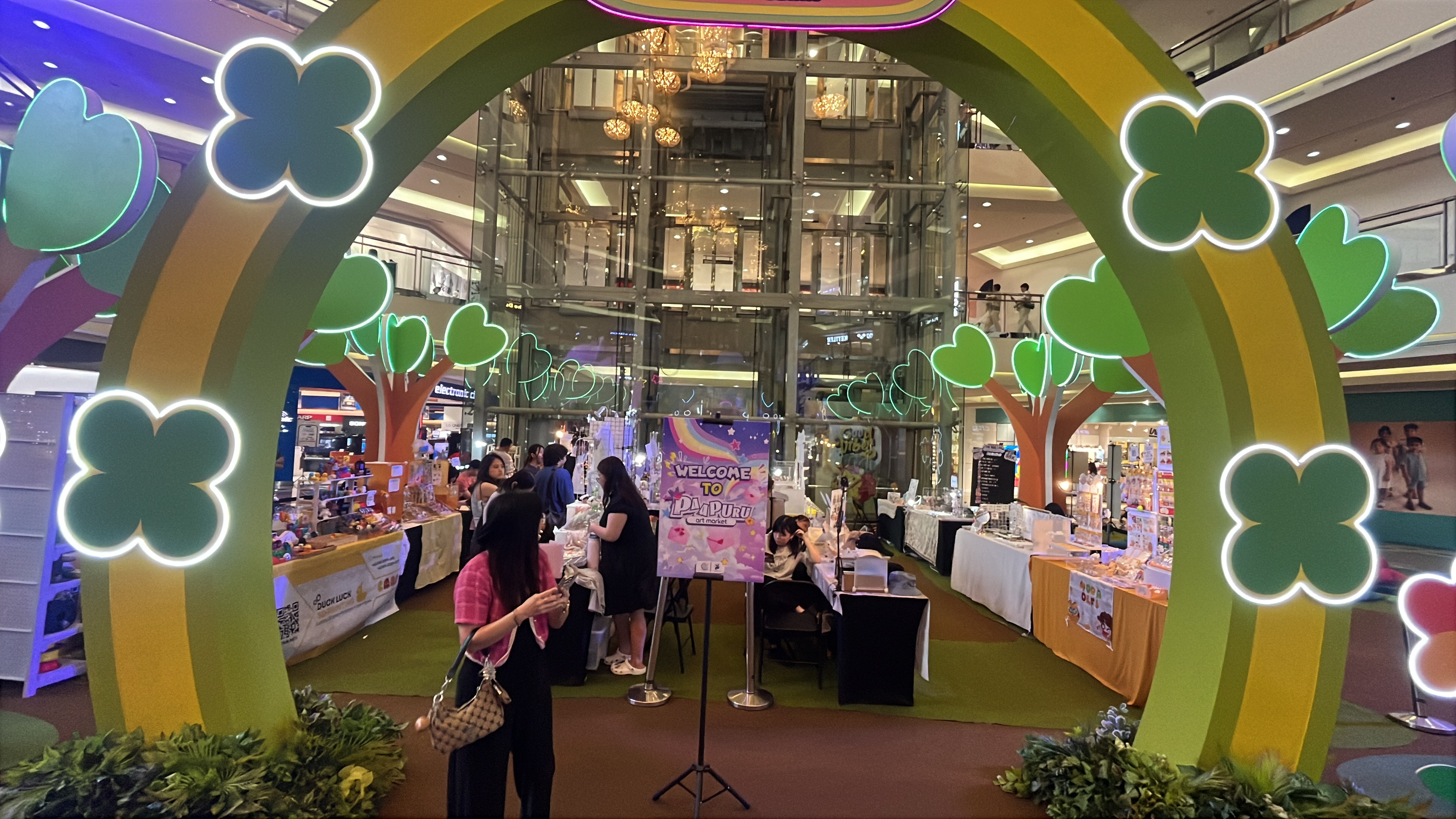 Curated Market